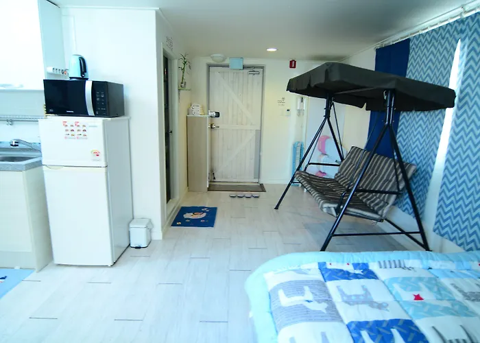 Unicorn Family Aparthotel 4*