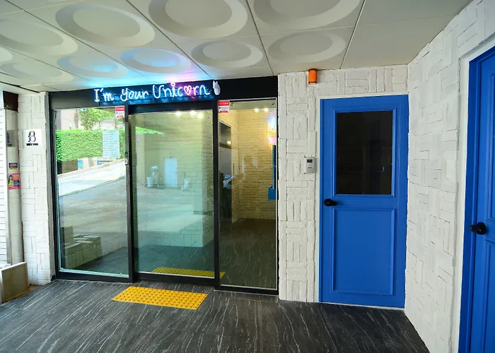 Unicorn Family Aparthotel Seul